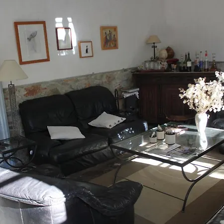 Demeure Saint Vincent Bed & Breakfast 4*